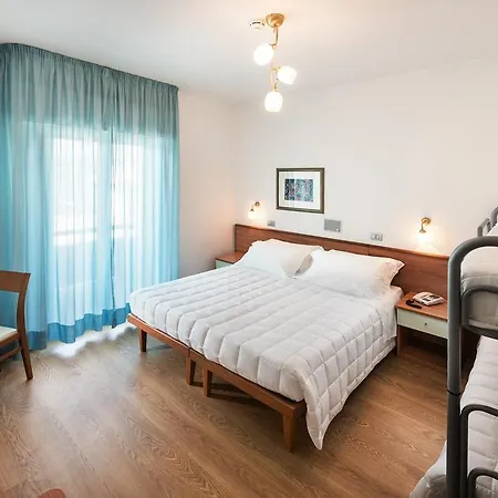 Poseidon E Nettuno 산베네데토델트론토