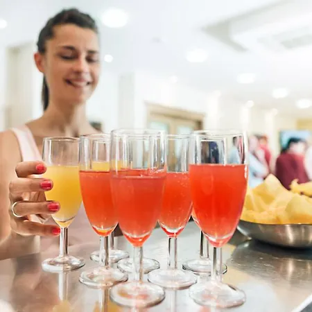 Poseidon E Nettuno 산베네데토델트론토