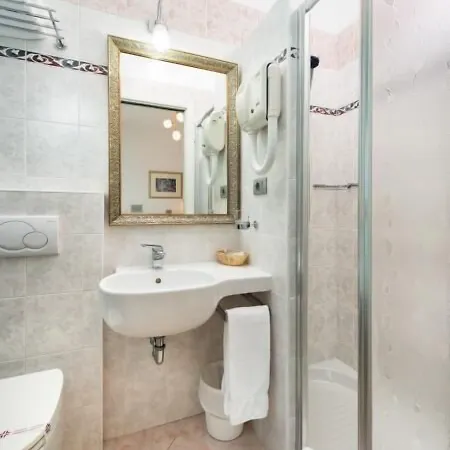 Poseidon E Nettuno 산베네데토델트론토