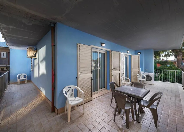 Poseidon E Nettuno 산베네데토델트론토