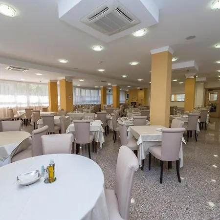 Hotell Poseidon E Nettuno