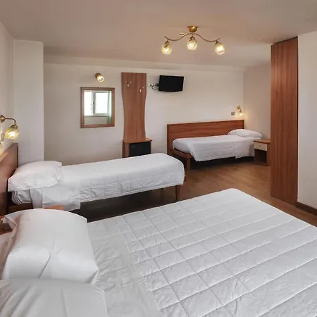 Hotel Poseidon E Nettuno