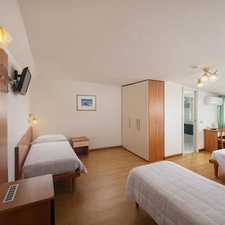 Poseidon E Nettuno 3*