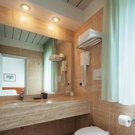 Poseidon E Nettuno Otel
