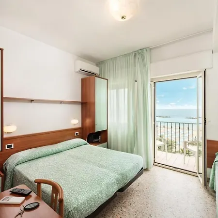Hotell Poseidon E Nettuno