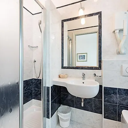 Hotel Poseidon E Nettuno 3*