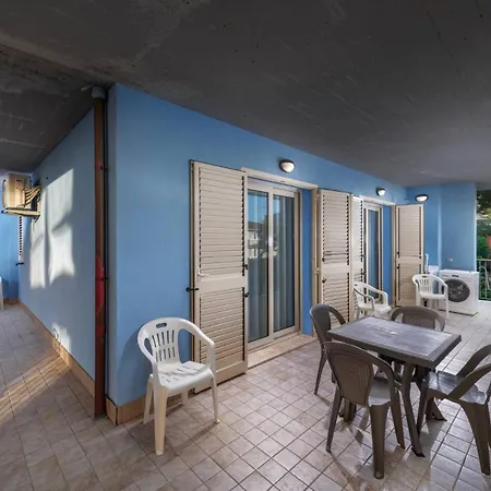 Poseidon E Nettuno San Benedetto del Tronto