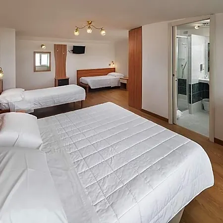 Hotel Poseidon E Nettuno 3*