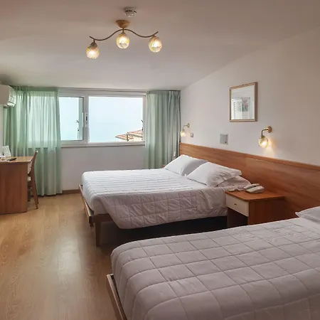 Poseidon E Nettuno Hotel 3*