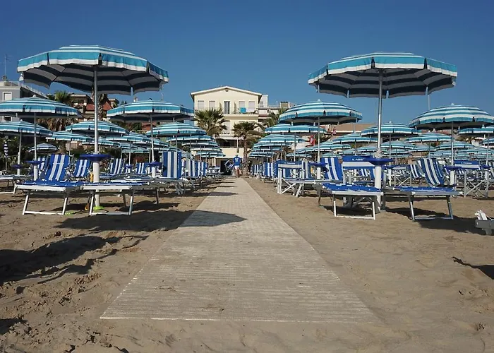 Hotel Poseidon E Nettuno