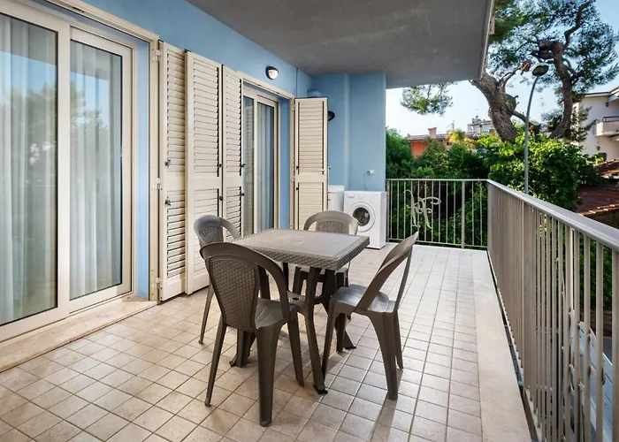 Poseidon E Nettuno 3* 圣贝内代托-德尔特龙托